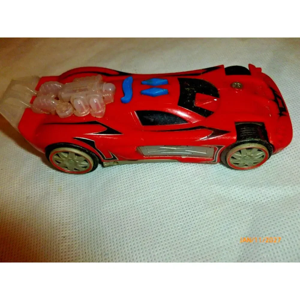Hot Wheels Diecast Car‎ Excellent Spine Buster Red 1/32 Scale Collectible